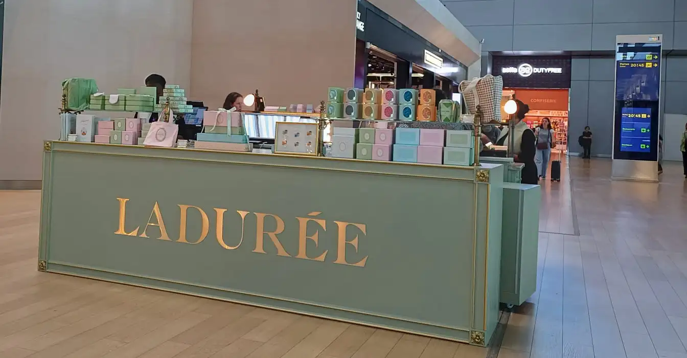 [Translate to English:] Ladurée - Aéroport Marseille